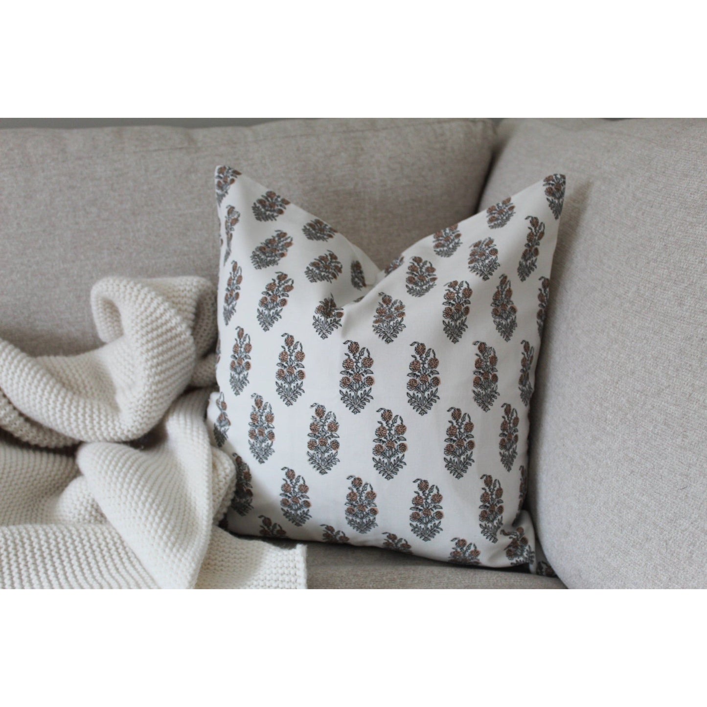 Vintage style floral cotton cushion 45x45cm