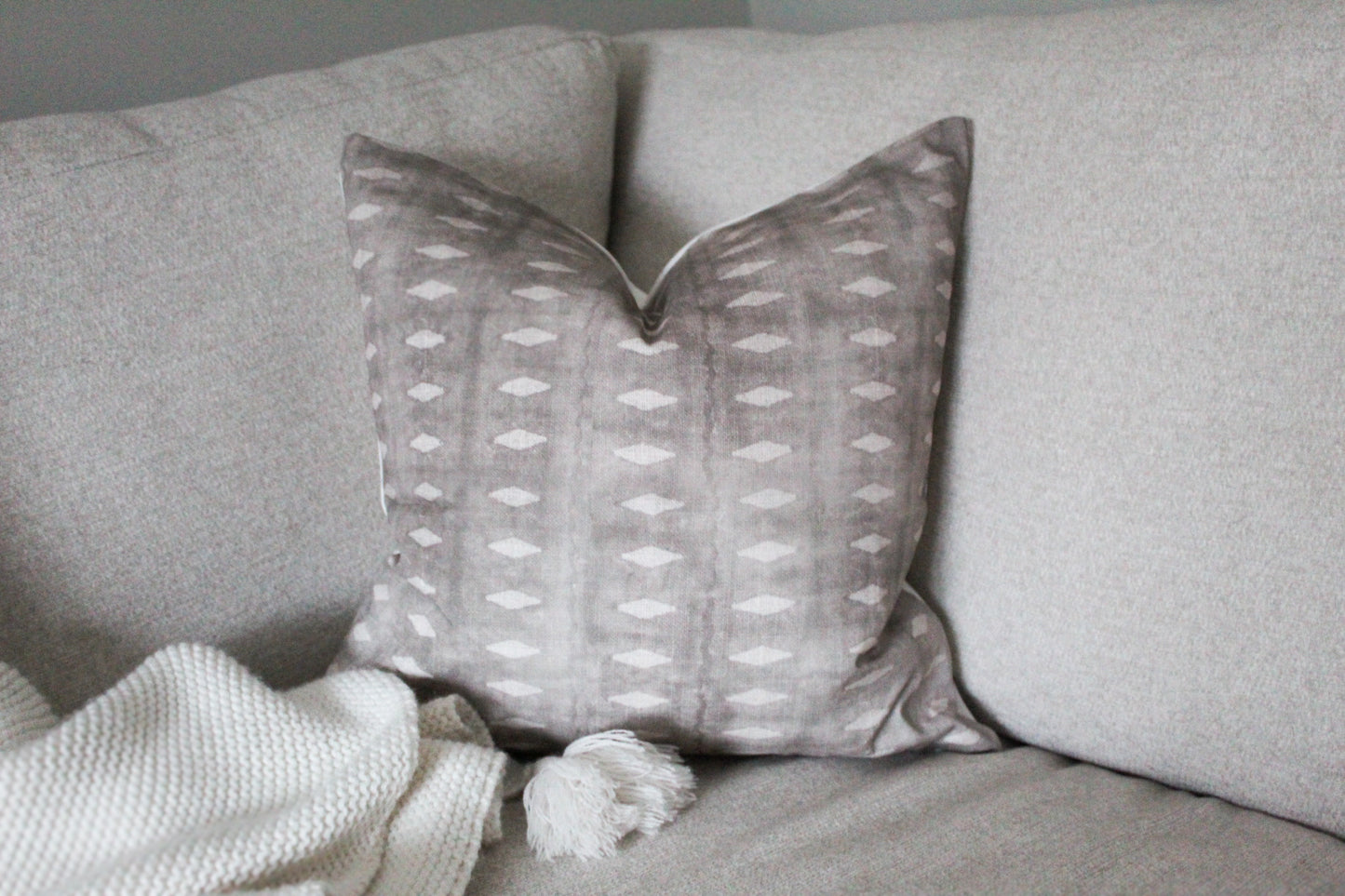 Neutral cotton 45 x 45cm cushion