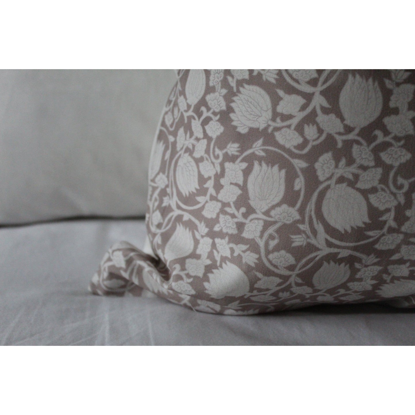 Neutral floral cotton cushion 45 x 45cm