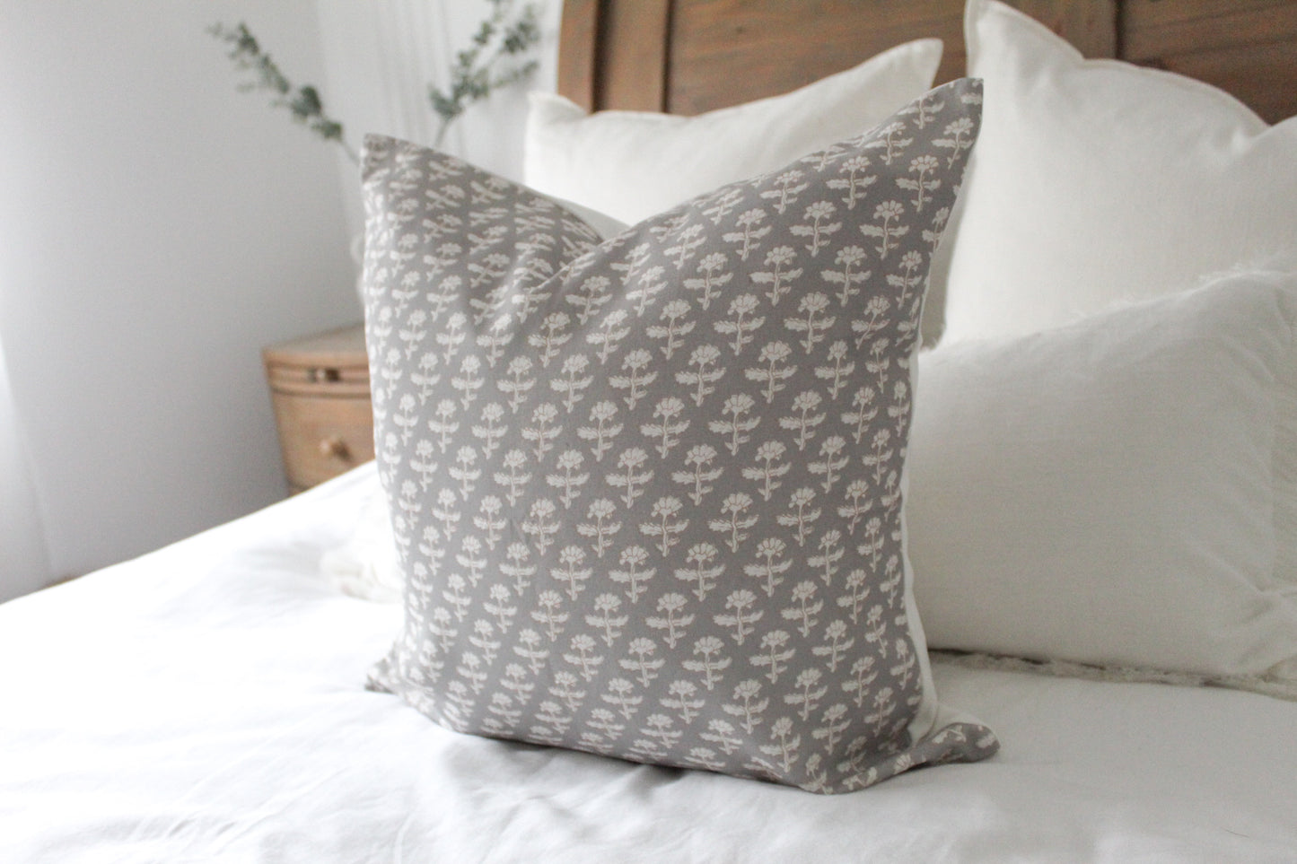 Grey floral 45 x 45cm cotton cushion
