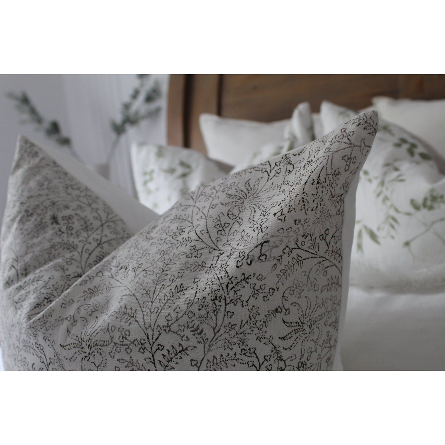 Ivory floral cotton cushion 45 x 45cm