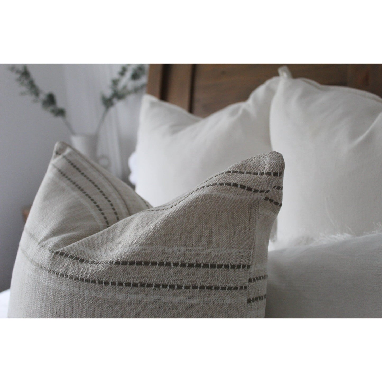 Natural tickling cotton minimalistic cushion 45 x 45cm