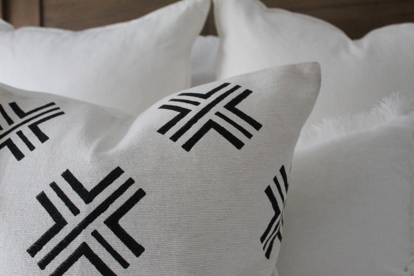 Ivory cross print cotton cushion 45x45cm