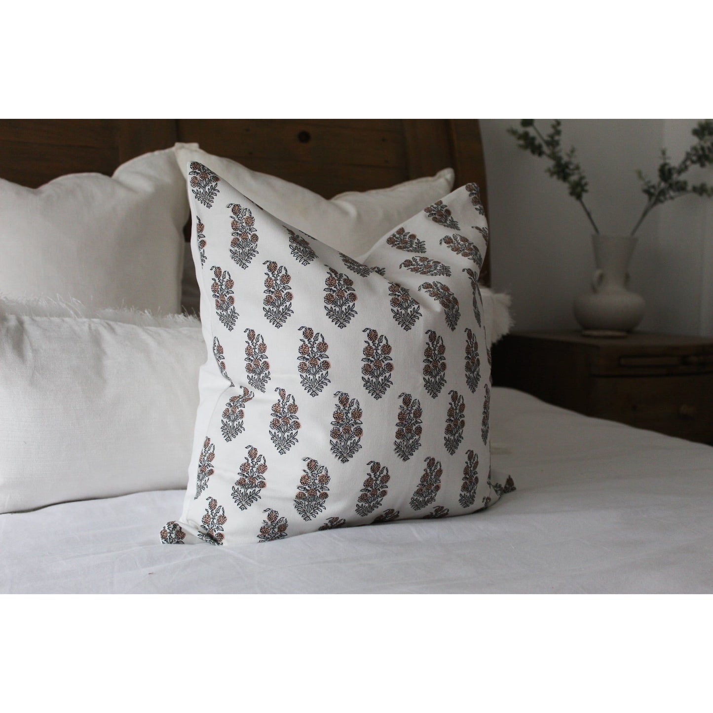 Vintage style floral cotton cushion 45x45cm