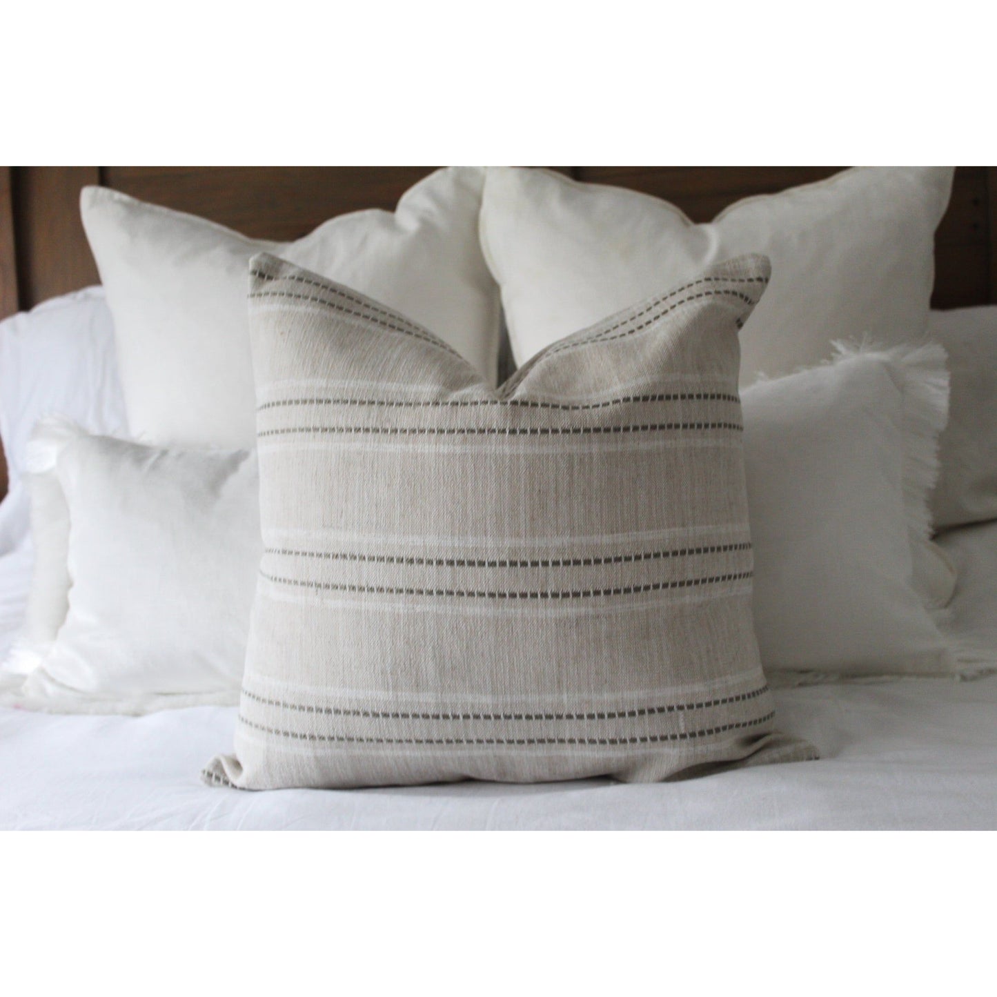 Natural tickling cotton minimalistic cushion 45 x 45cm