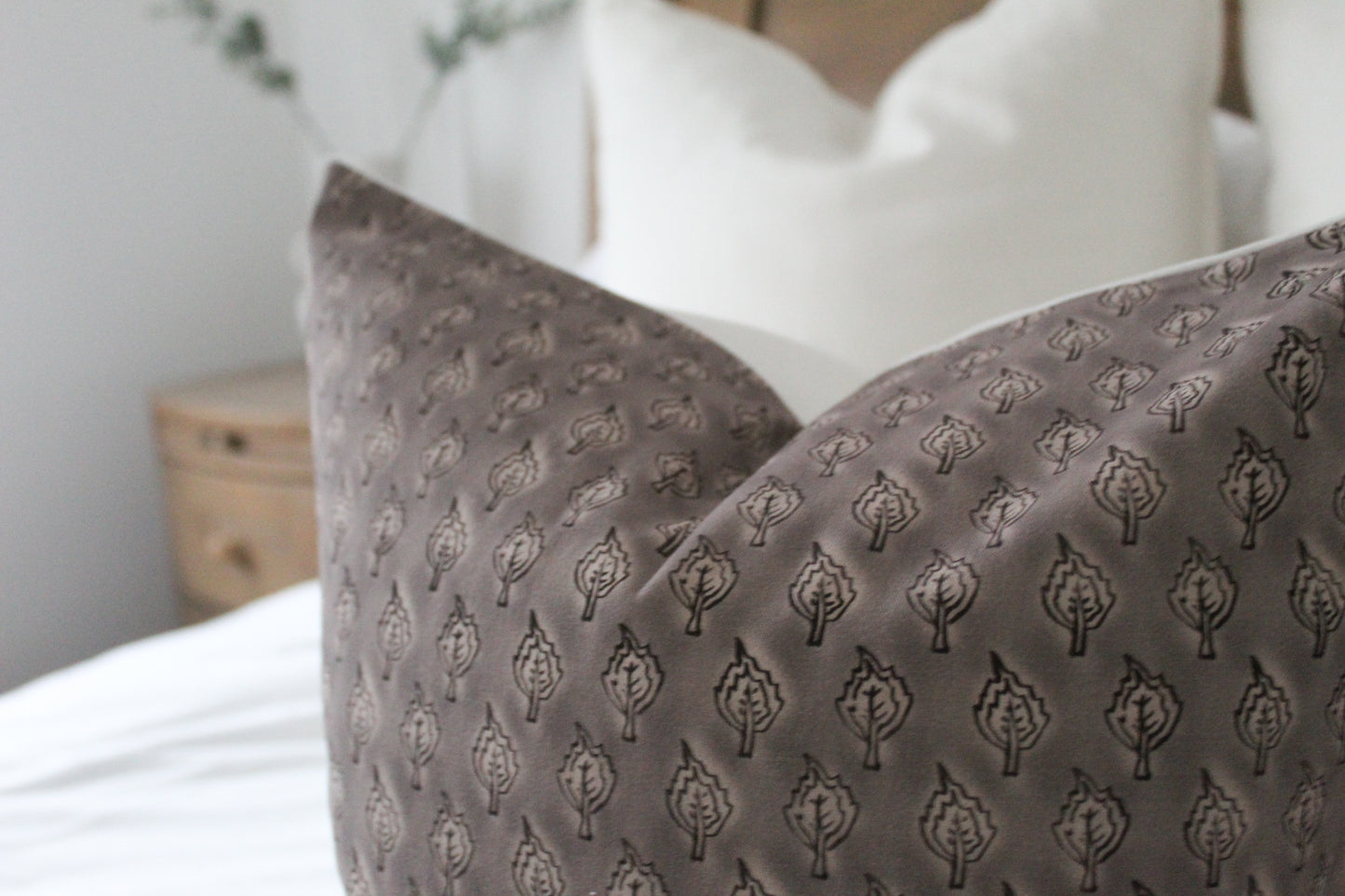 Leaf print brown cotton cushion 45x45cm