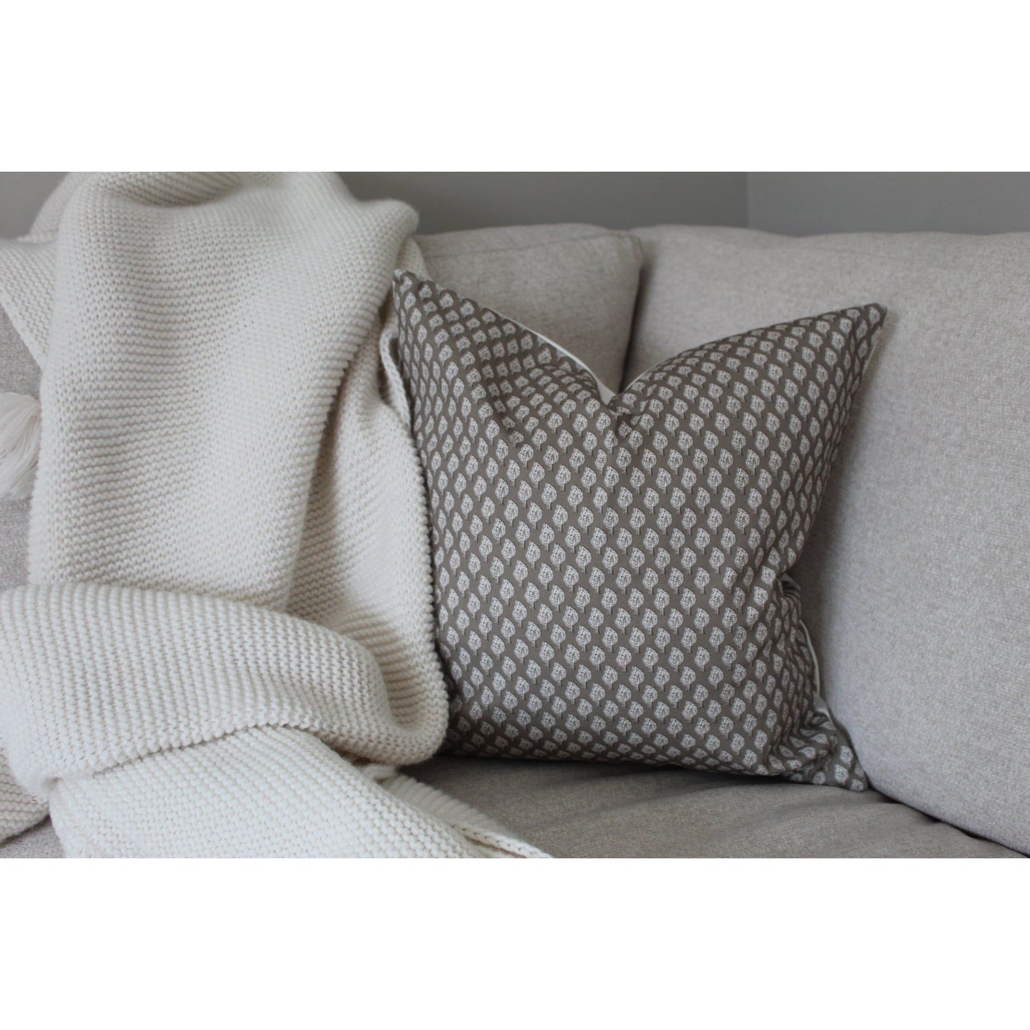 Green country floral 45 x 45cm cushion