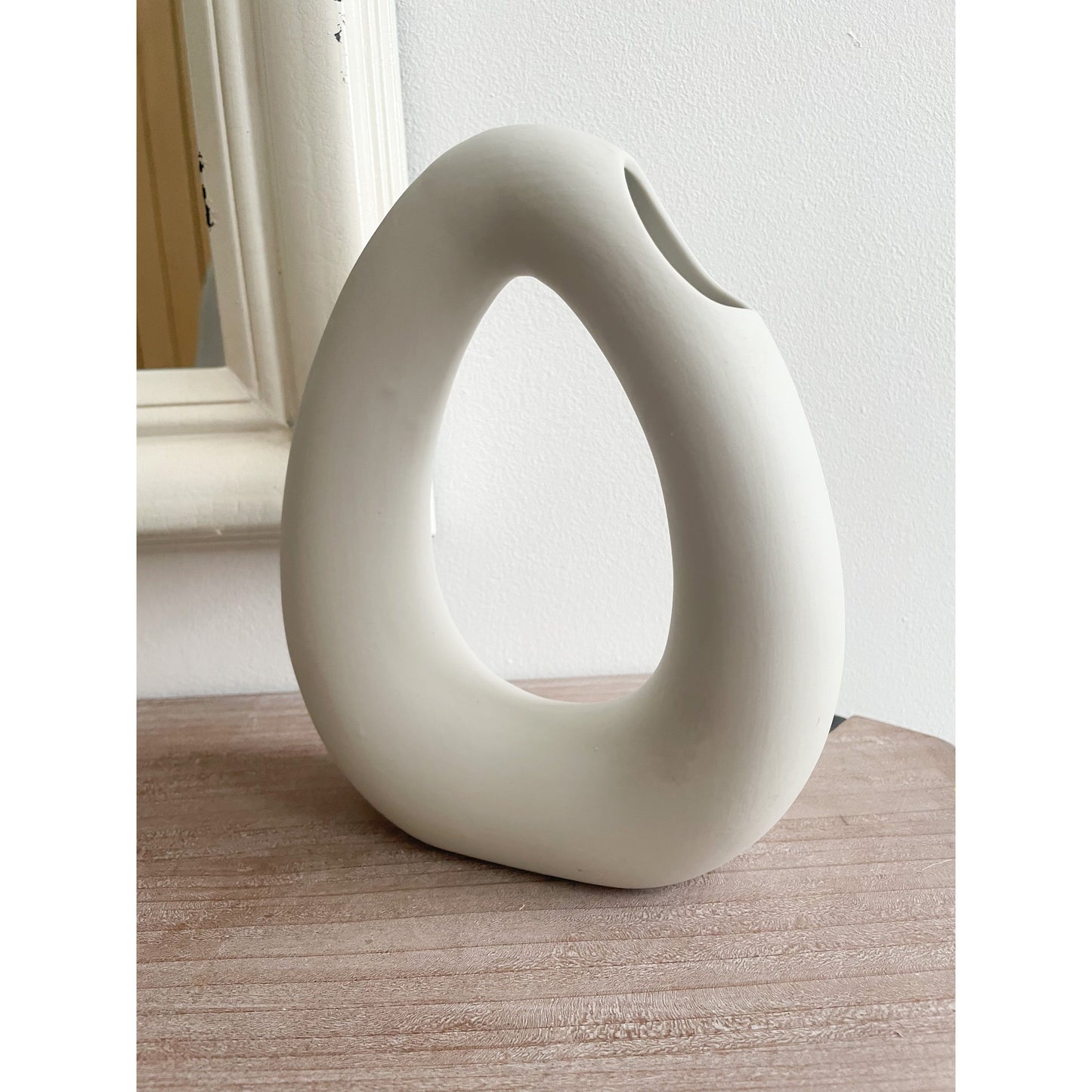 Donut vase