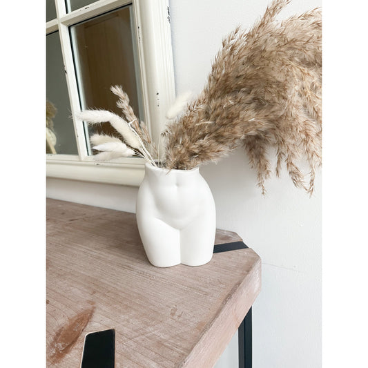 Cheeky Bum Vase for Dried Flowres