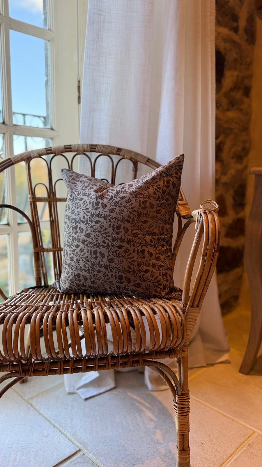 Beige floral cotton cushion with duck feather insert 45x45cm