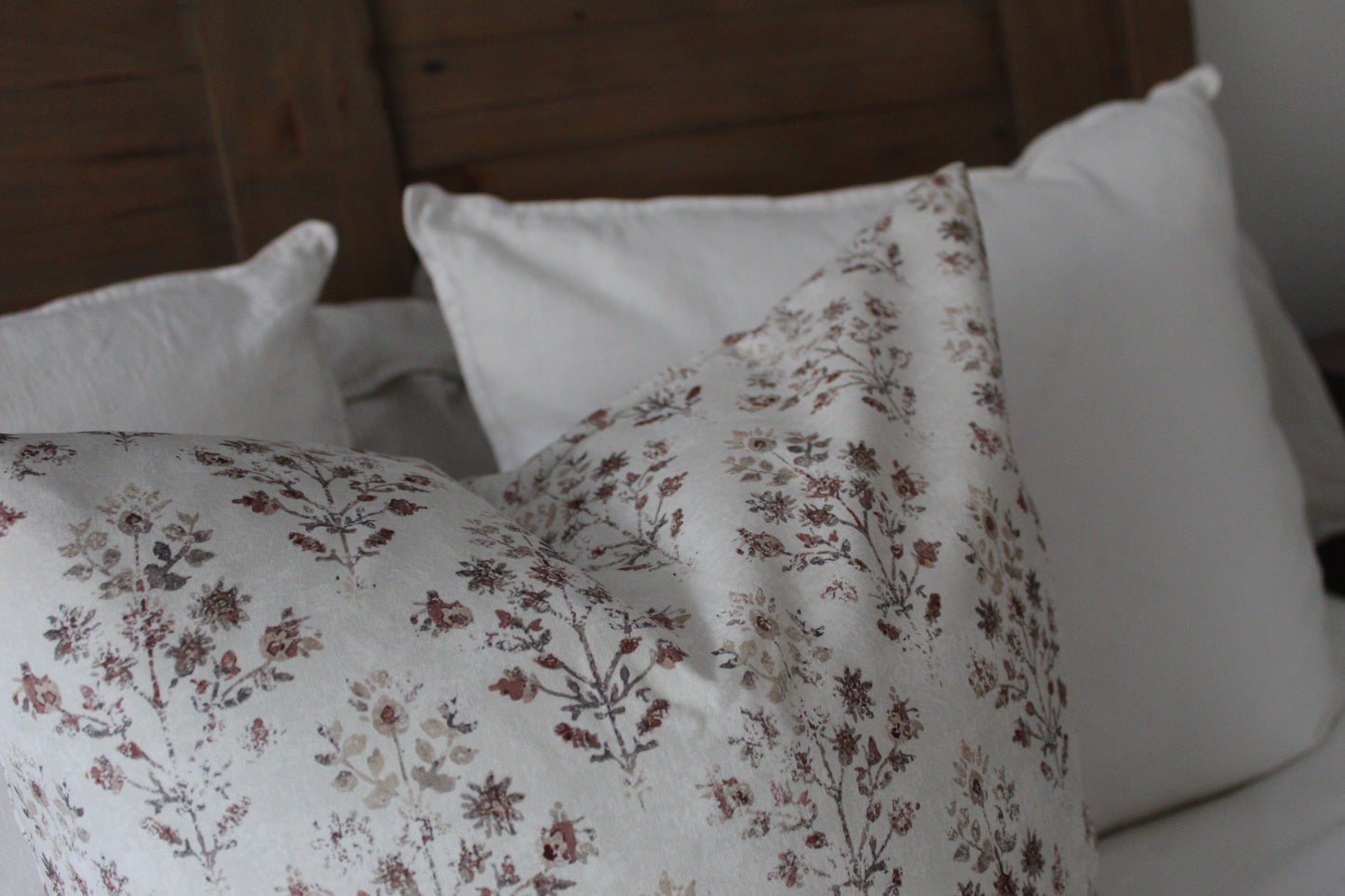 Ivory Floral Cotton Cushion Cover with Vintage Botanical Pattern