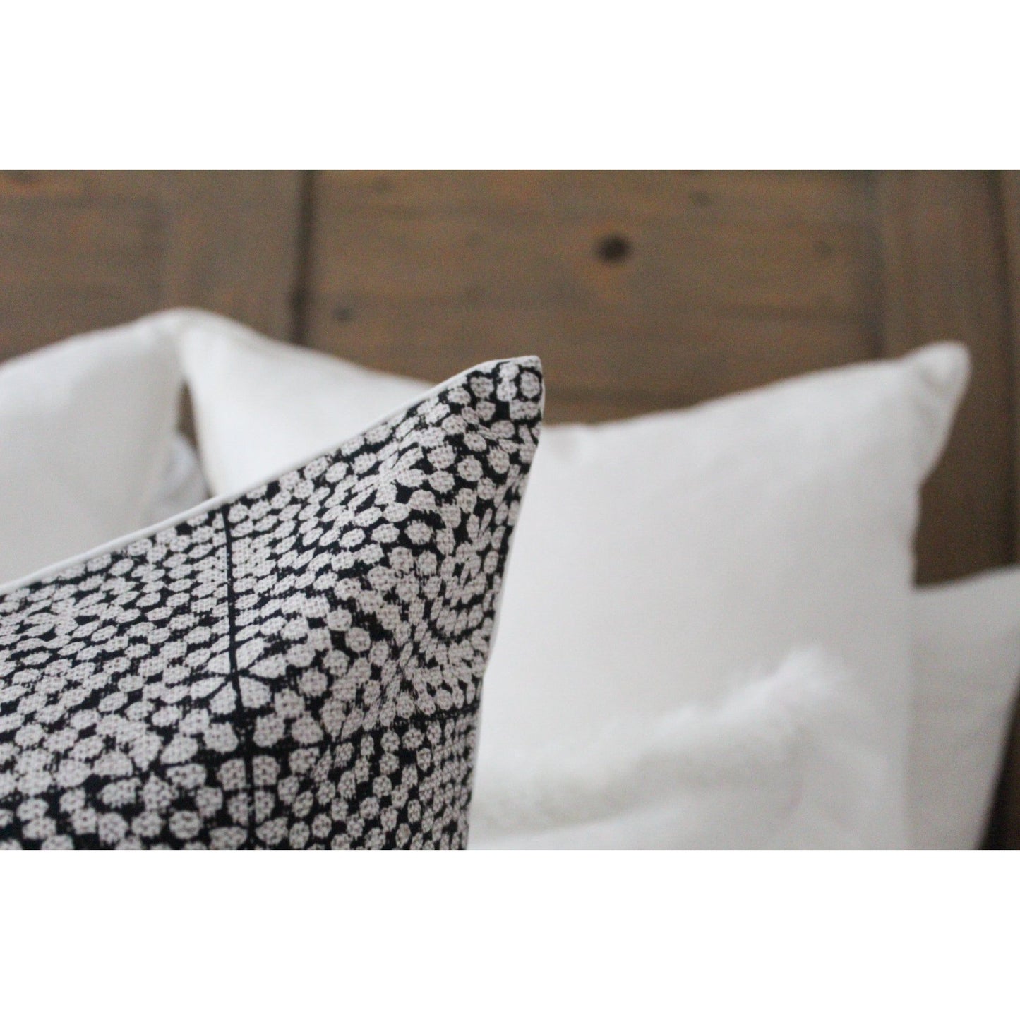 Floral farmhouse black throw cotton minimalistic cushion cover 45 x 45cm decorative throw pillow