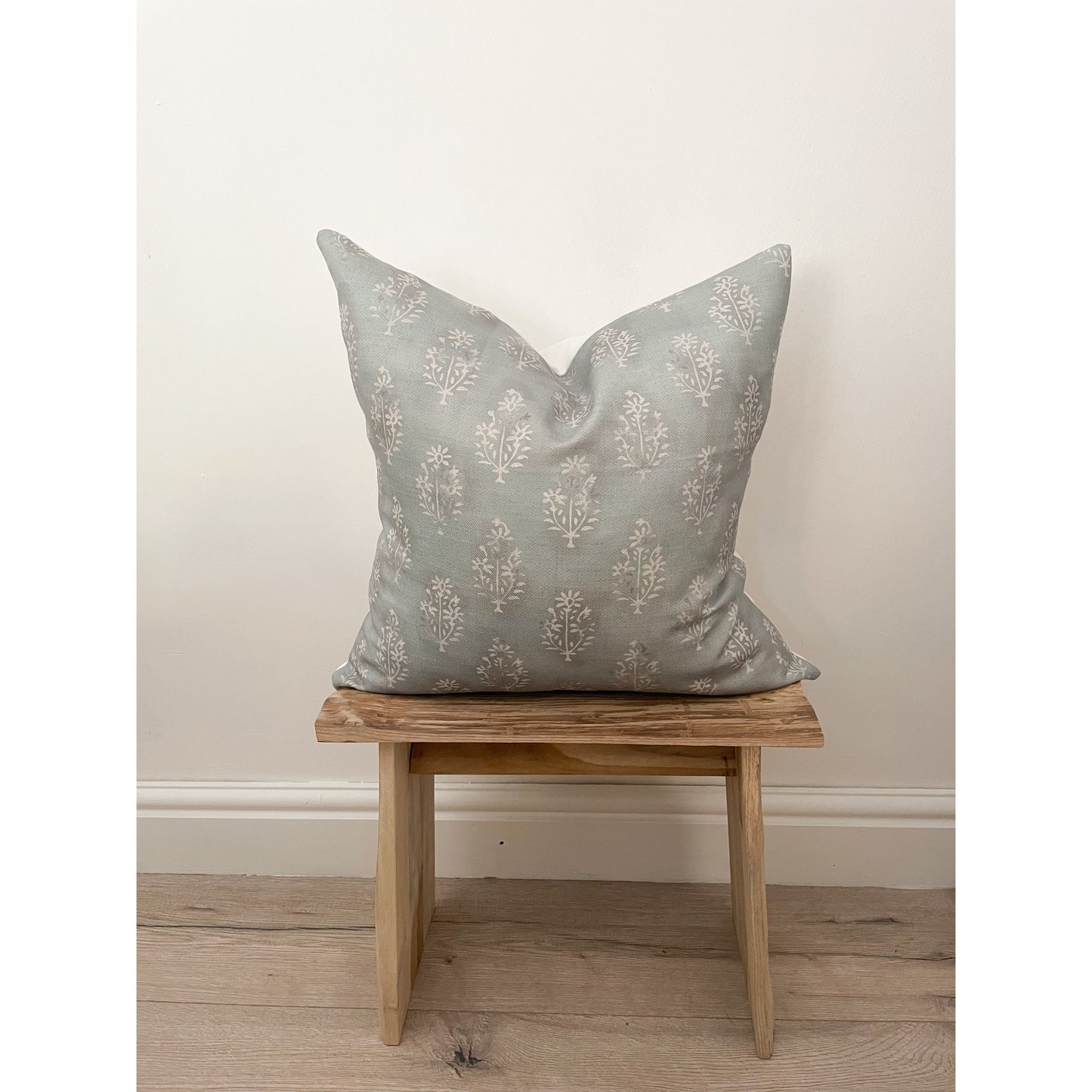 Floral country cushion cover 45 x 45cm, Floral throw grey decorative cotton linen pillow cover home sofa 18 x 18 inch