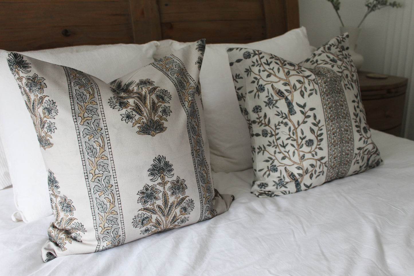 Floral cotton grey cushion
