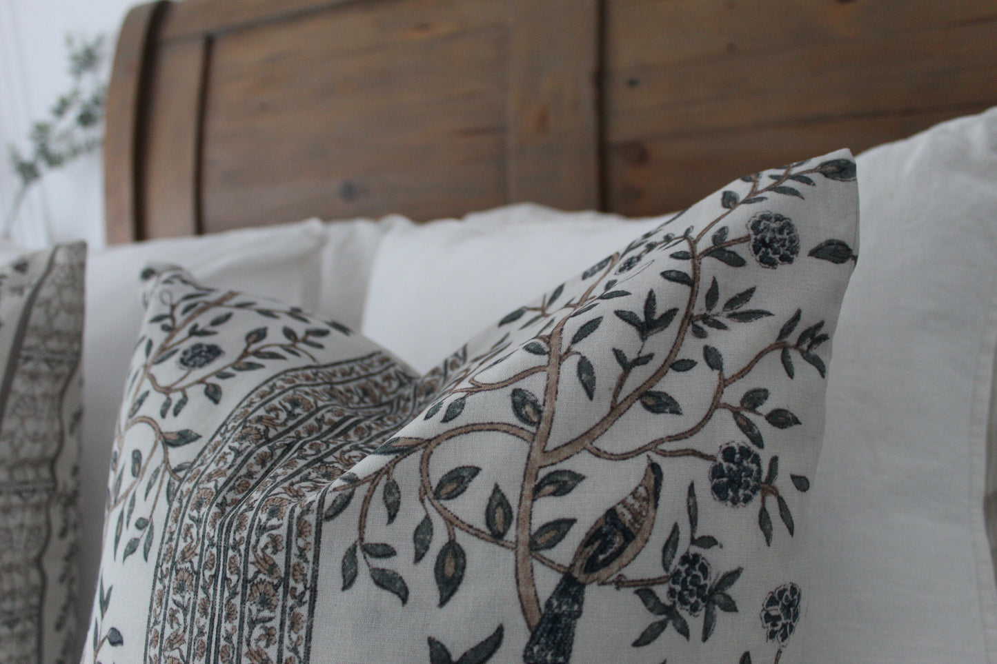 Bird print cotton cushion