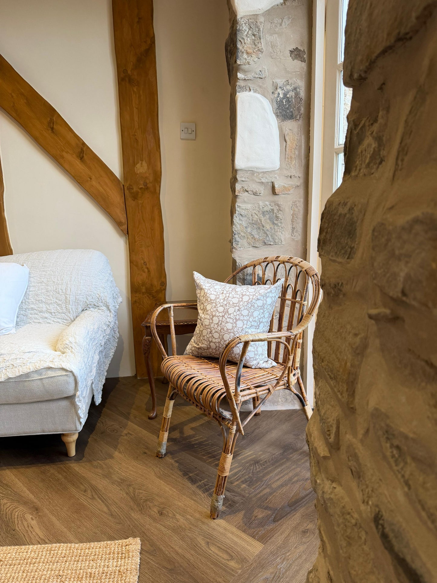 Neutral floral cotton cushion 45 x 45cm