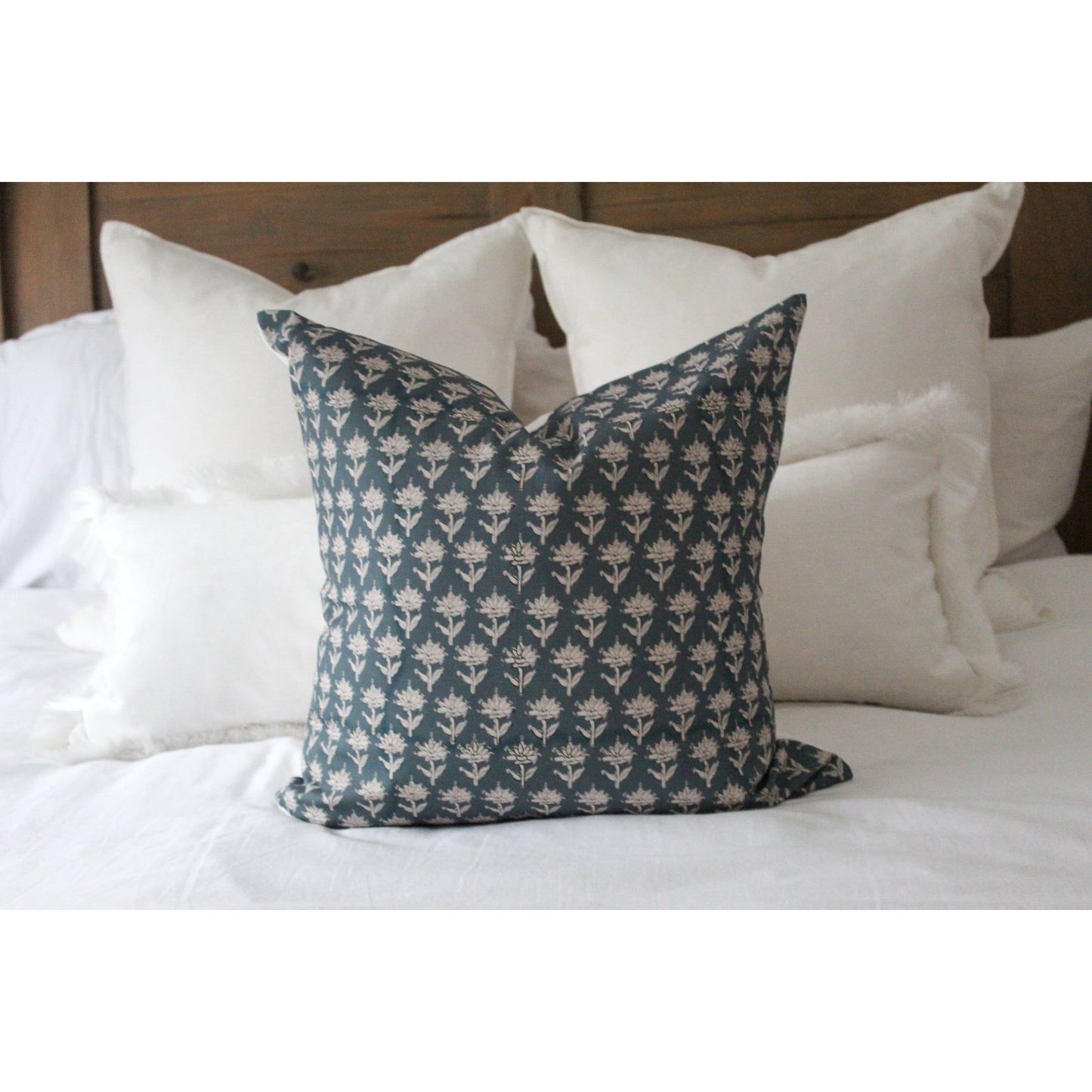 Blue country floral cotton cushion cover 45 x 45cm minimalist linen throw pilllow case farmhouse 18x18 inch