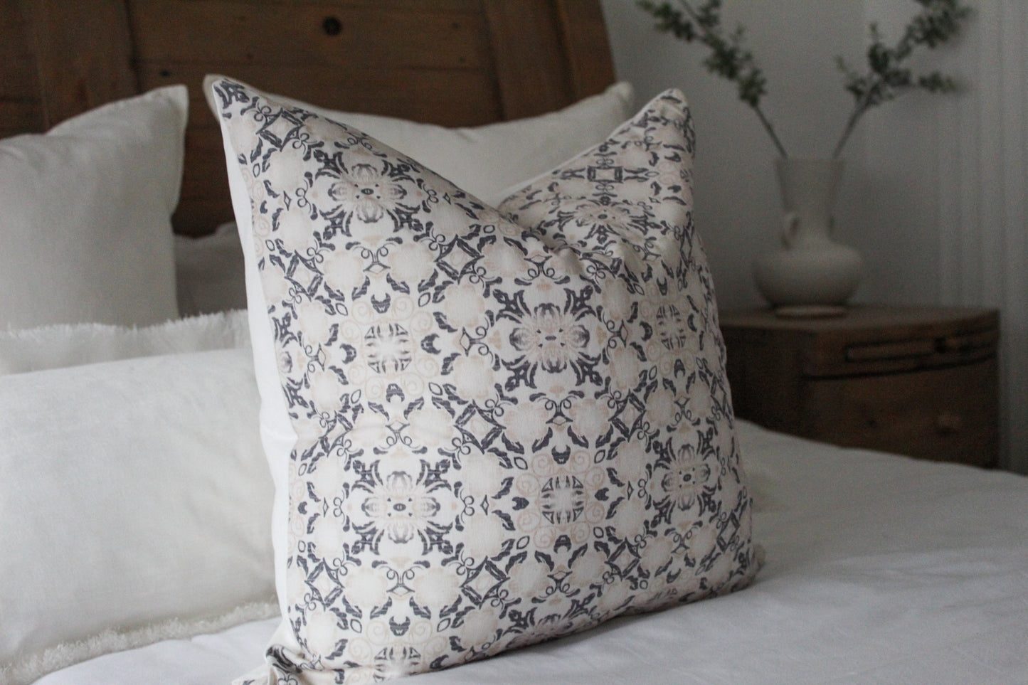 Neutral floral cotton 45 x 45cm country style cushion cover