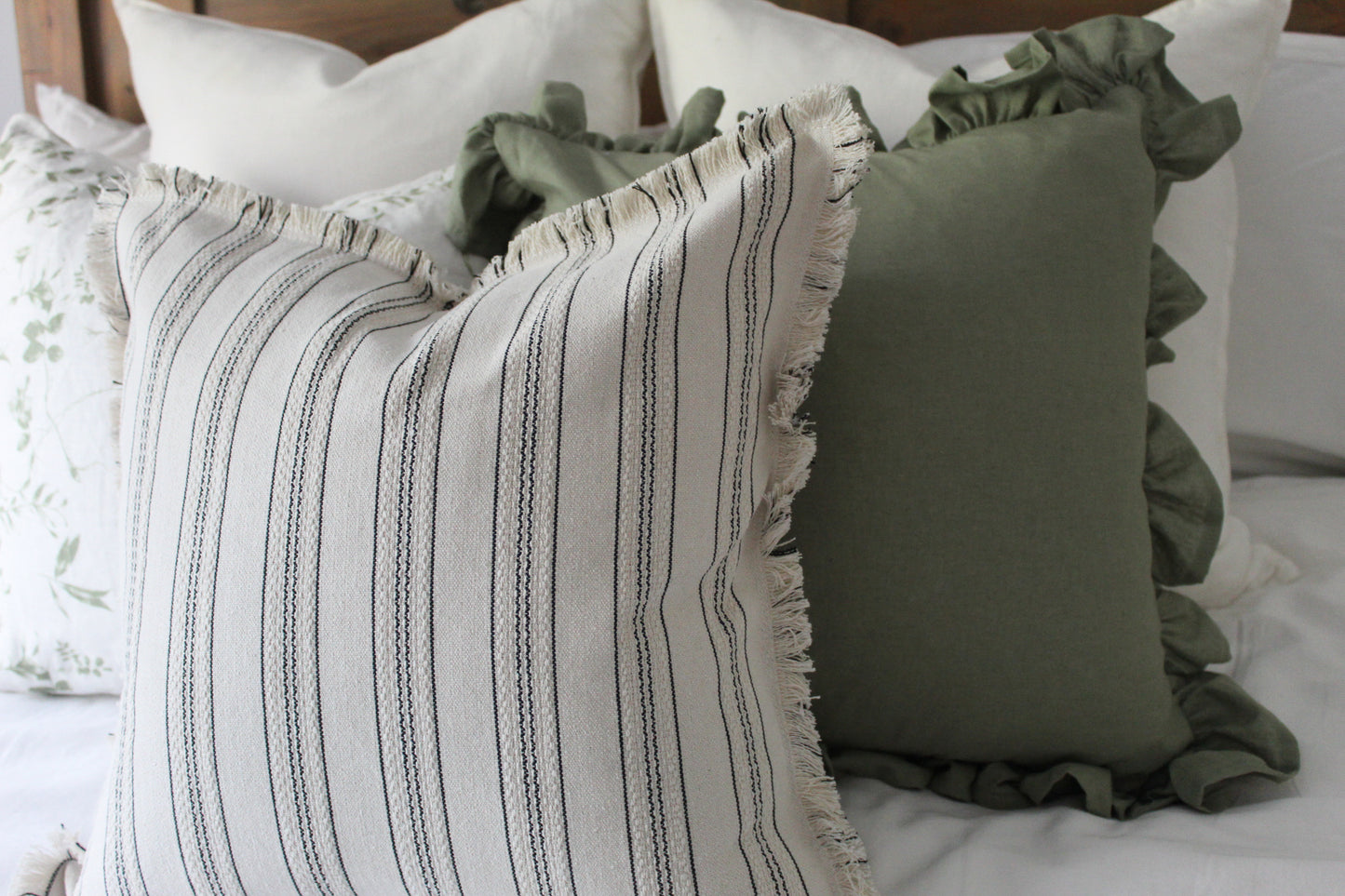 Ivory stripe fringed pillow cover 45x45cm