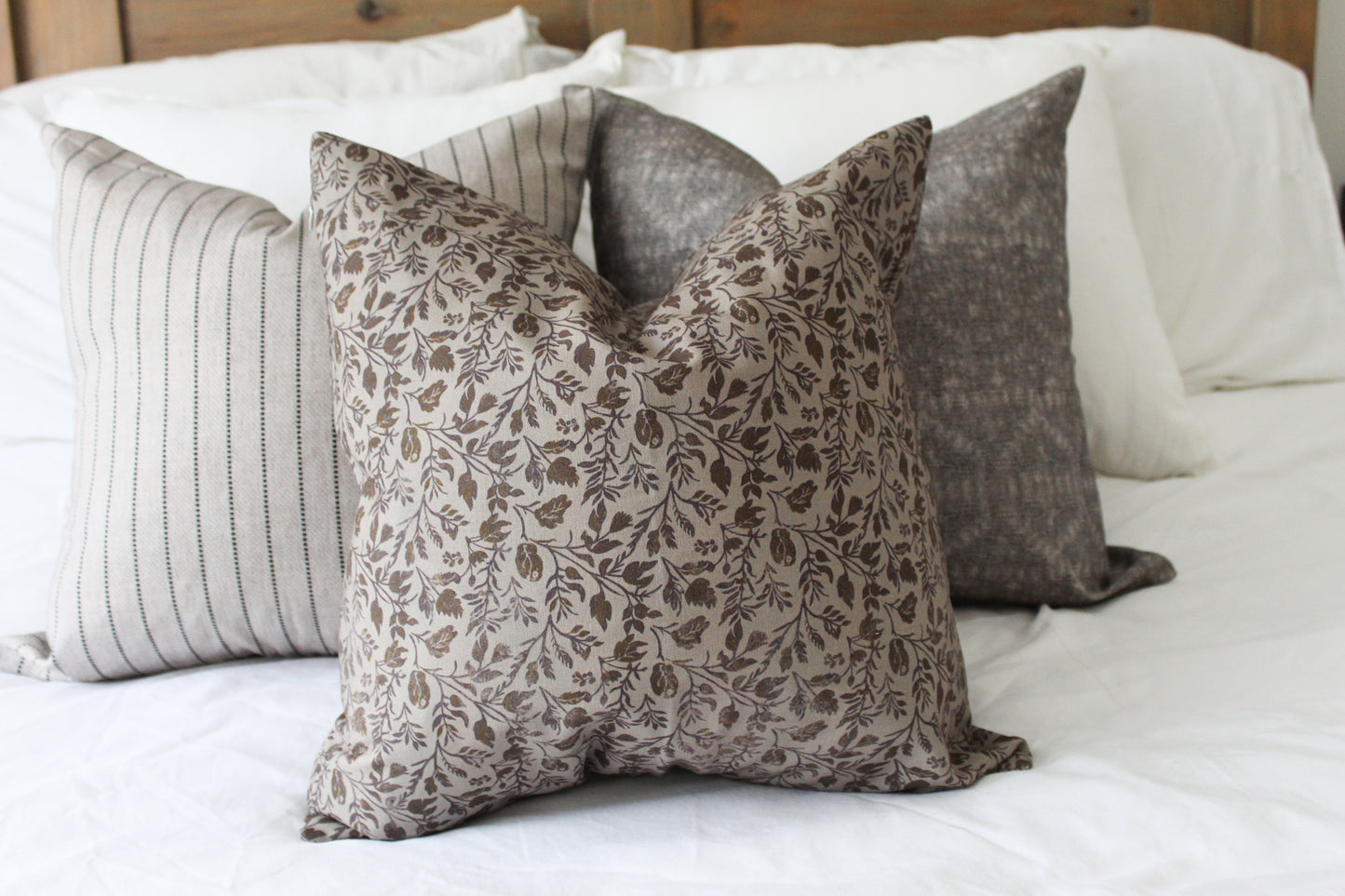Beige floral cotton cushion with duck feather insert 45x45cm