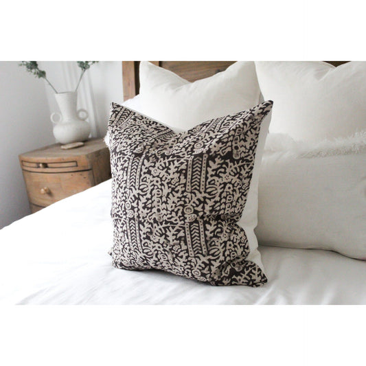 Brown pattern 45 x 45cm cotton cushion cover