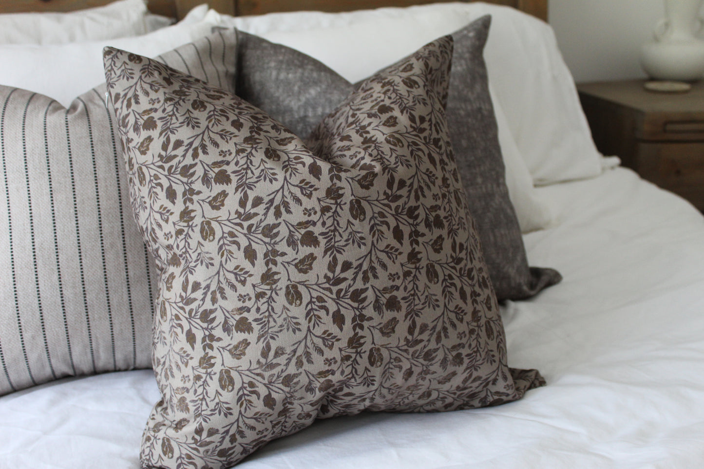 Beige floral cotton cushion with duck feather insert 45x45cm