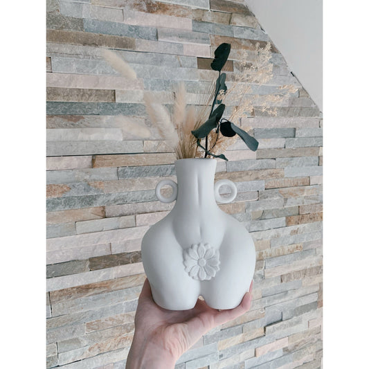 PEACHY VASE IN WHITE